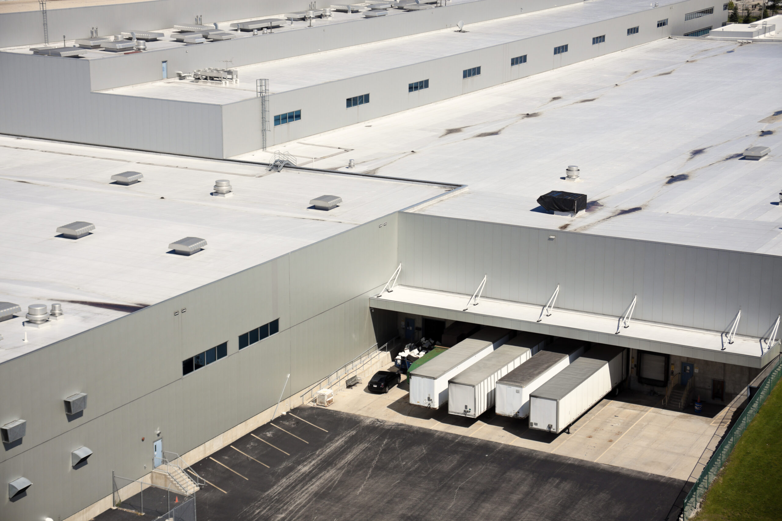 commercial building roof repairs